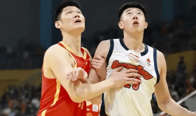 胡金秋出战28分钟，投篮10中6、罚球5中4得到16分10篮板